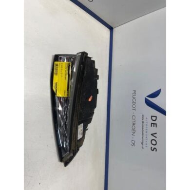 DS Automobiles DS4 1.2 12V Hybrid 136 Achterlicht links 2024 9844895180