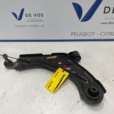 Peugeot 5008 1.2 12V Hybrid Draagarm links-voor 2022 9846329580