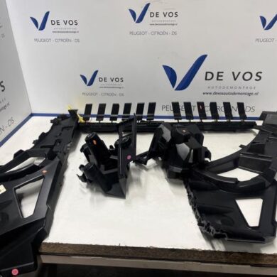 Peugeot 3008 1.2 12V Hybrid 136 Bumperframe achter 2024 9839884480-1693176280-1693176380