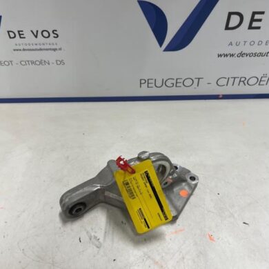 Peugeot Expert  Motorsteun AH01 2025 9810141980