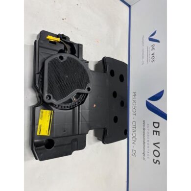 Peugeot 5008 1.2 12V Hybrid Subwoofer 2022 9809351580