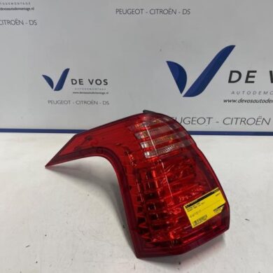 Peugeot 5008 1.6 VTI 16V Taillight, left 2011 6350KH