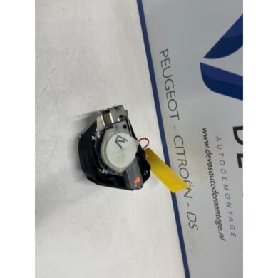 Peugeot 5008 1.6 VTI 16V Seatbelt tensioner, left 2011 8975HL