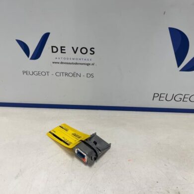 Peugeot 508 1.6 16V Hybrid 225 Camera voorzijde 2023 1681923980-9851326280-1692662680