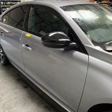 Peugeot 508 1.6 16V Hybrid 225 Front door 4-door, right 2022 9822028580