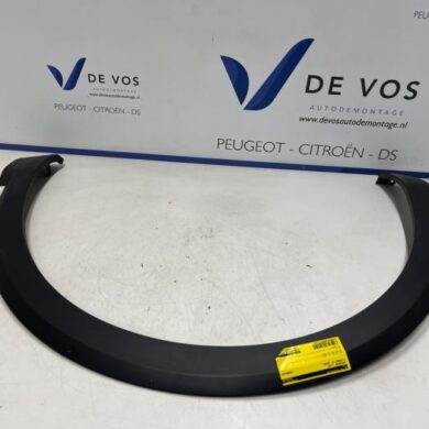 Citroen C4 1.2 PureTech 130 12V Spatbord Lijst 2020 98329590XT