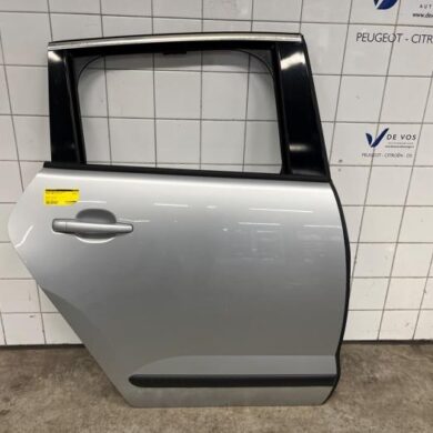 Peugeot 3008 2.0 HDiF 16V Rear door 4-door, right 2011 9008V4