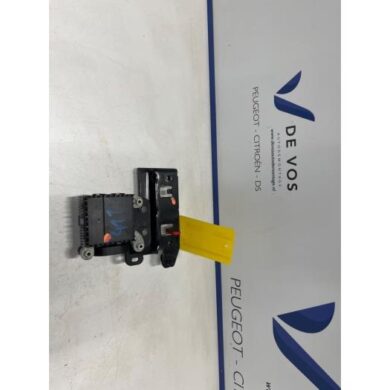 Peugeot 2008 1.2 VTi 12V PureTech 100 ACC sensor (distance) 2021 1665664780-9840456880