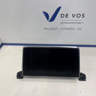 Peugeot 3008 1.2 12V e-THP PureTech 130 Interior display HNS-HN05 2020 9830424280