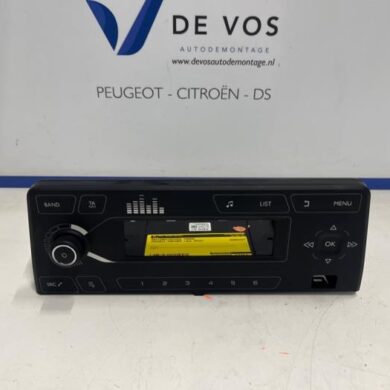 Peugeot Partner  Radio control panel 2022 98392691ZD