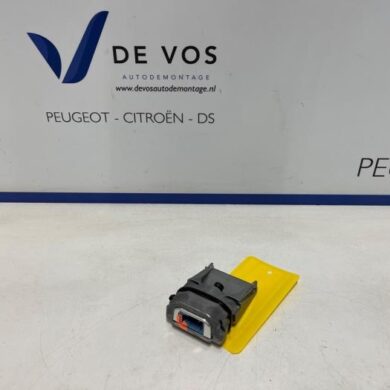 Opel Mokka 1.5 CDTi 16V Camera voorzijde 2022 9844698980-1681047280-1682642480-1697275280