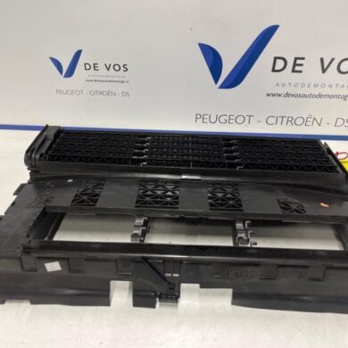 Opel Grandland X 1.2 Turbo 12V Hybrid Luchtgeleider 2023 9855653580