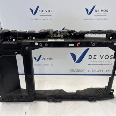 DS Automobiles DS3 Crossback E-Tense 50 kWh Front panel 2022 1687979180