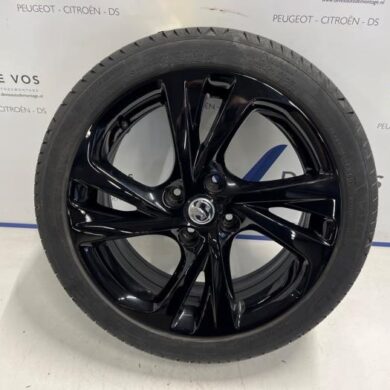 Opel Corsa 1.2 Turbo 12V 100 Velg + Band 2020 98322814XY