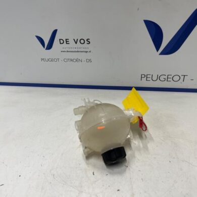 DS Automobiles DS7 Crossback 1.6 16V E-Tense 225 Expansion vessel 2023 9678125880