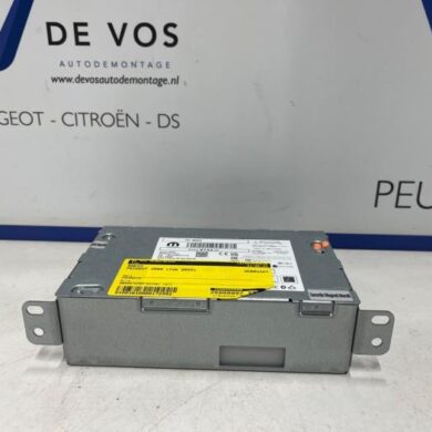 Peugeot 2008 1.2 VTi 12V PureTech 130 Radio 2024 9862674480-1690855580-1697046880