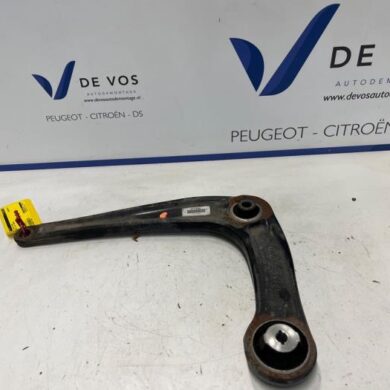 Opel Vivaro 2.0 Diesel 145 Draagarm links-voor 2024 9816863680