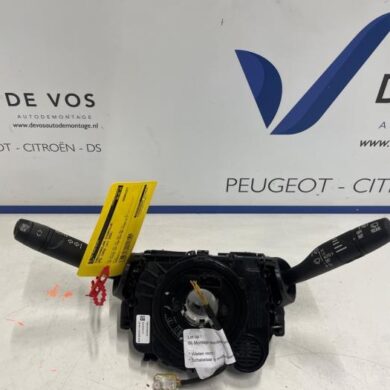 Opel Corsa 1.2 Turbo 12V 100 Combischakelaar Stuurkolom 2020 98325497YX-98426953YX