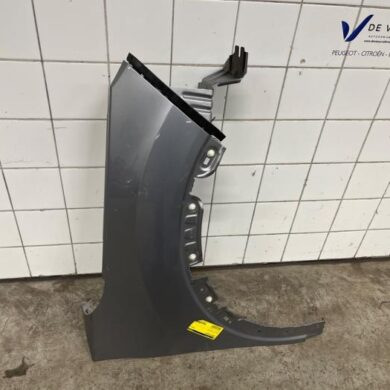 Citroen C4 1.2 PureTech 130 12V Scherm rechts-voor 2020 9831194480