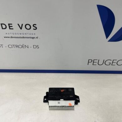 Peugeot 2008 1.2 VTi 12V PureTech 100 PDC Modul 2021 1674257380-9838793580