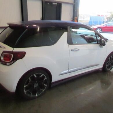 Citroen DS3  Door 2-door, right 2013 9800008180