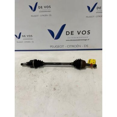 Peugeot 108 1.2 VTi 12V Aandrijfas links-voor HMT-HM01 2016 B000904080-1677686580 20CR16