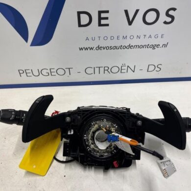 Citroen C4 Picasso 1.2 12V PureTech 130 Steering column stalk 2017 98110155ZD