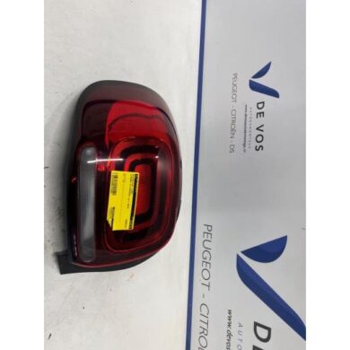 Citroen C3 Aircross 1.2 PureTech 82 Taillight, left 2018 YQ00042480