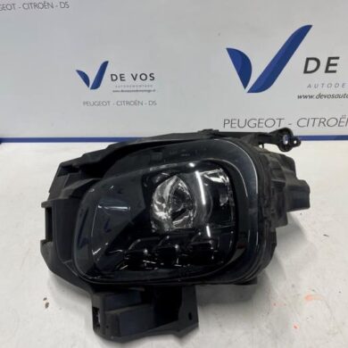 Citroen C3 Aircross 1.2 PureTech 82 Headlight, left 2018 YQ00052880