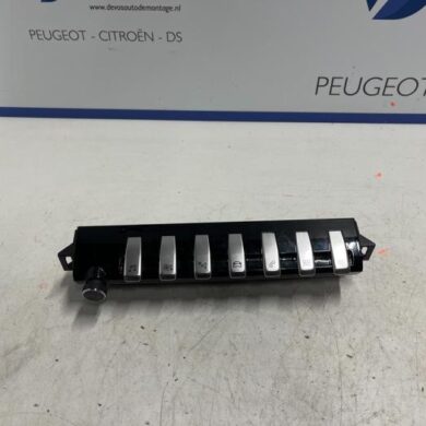 Peugeot 508 1.6 16V PureTech 180 Radiobedienings paneel 2019 98133586XU