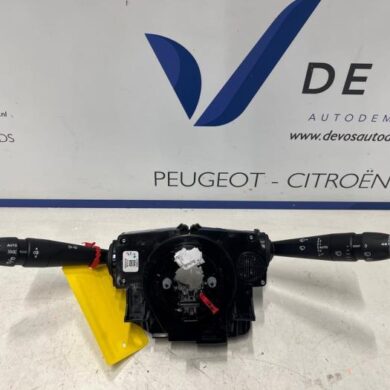 Peugeot 308 1.2 PureTech Hybrid 136 Steering column stalk 2022 98313019ZD-98477399ZD