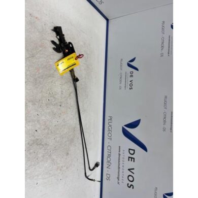 Peugeot 206 1.6 16V Boot lid lock mechanism 2003 8484P6