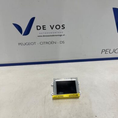 Peugeot 2008 1.2 12V e-THP PureTech 130 Display Interieur HNS-HN05 2019 1623840180-1638944680-9824142380