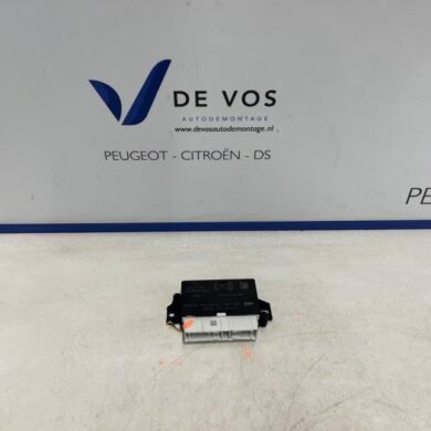 Peugeot 208 1.2 Vti 12V PureTech 100 PDC Module 2021 9832786480-1681478980