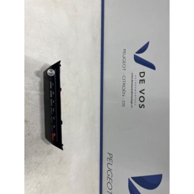 Peugeot 408 1.6 16V HYbrid 225 Heater control panel 2023 98350200ZD