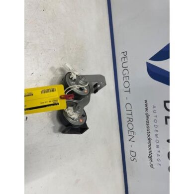 Peugeot 308 1.2 PureTech Hybrid 136 Hupe 2022 9815870780