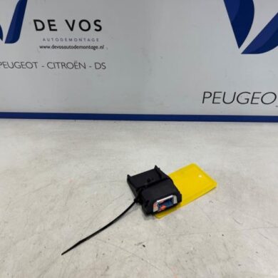 Peugeot 5008 1.2 12V e-THP PureTech 130 Camera voorzijde 2020 9829338880-1685400380-1692664680