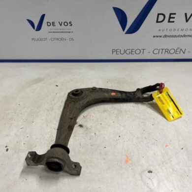 Citroen C5 2.0 HDiF 16V 160 Front wishbone, right 2011 3521T7-9666243980