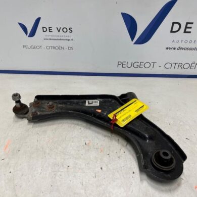 Peugeot 308 1.2 PureTech Hybrid 136 Draagarm links-voor 2022 9846329780