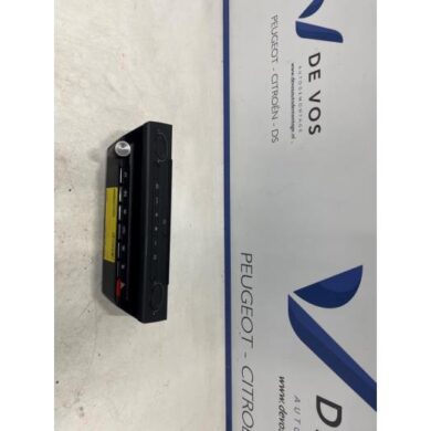 Peugeot 308 1.2 PureTech Hybrid 136 Heater control panel 2022 98350205ZD