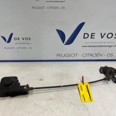 Peugeot 5008 1.2 12V e-THP PureTech 130 Hefmechniek Reservewiel 2020 9810677780