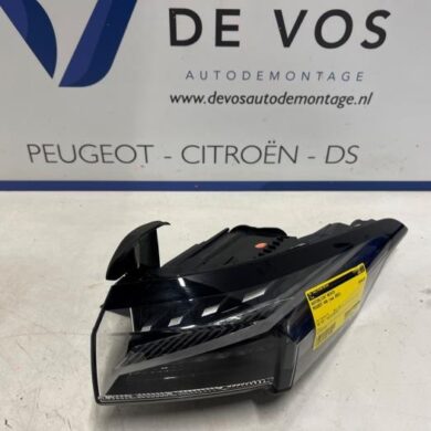 Peugeot 408 1.6 16V HYbrid 225 Achterlicht rechts 2023 9835299380