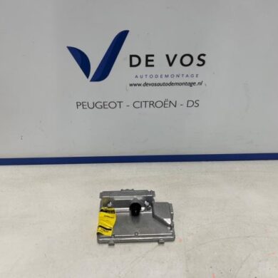 Peugeot 308 1.2 PureTech Hybrid 136 Camera voorzijde 2022 1688991980-9855856880