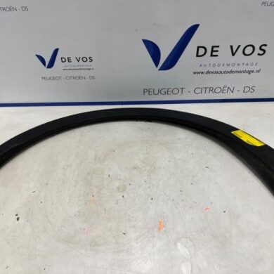 Opel Grandland X 1.2 Turbo 12V Spatbord Lijst 2020 YP000309XT