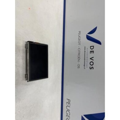 Peugeot 2008 1.2 12V e-THP PureTech 130 Interior display HNS-HN05 2019 9831642480