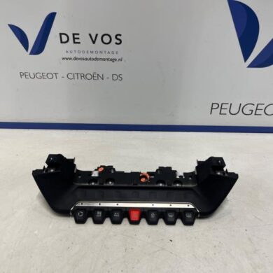 Peugeot 208 1.2 Vti 12V PureTech 75 Kachel Bedieningspaneel 2020 98261073ZD
