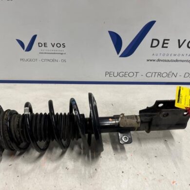Peugeot 408 1.6 16V HYbrid 225 Schokdemperpoot links-voor 2023 9843888980-9854047280