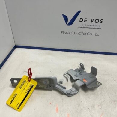 Peugeot 408 1.6 16V HYbrid 225 Bonnet Hinge 2023 9830840680