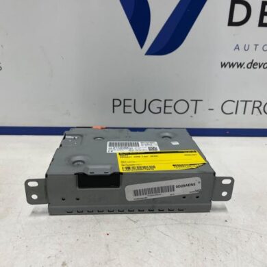 Peugeot 2008 1.2 12V e-THP PureTech 130 Radio 2019 1623576280-1680003880-9821908880