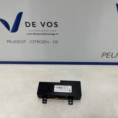 Peugeot 2008 1.2 VTi 12V PureTech 100 Telefon Interface 2021 9841408080-9847654980
